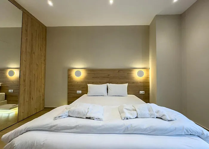 The Urban Penthouse By Proliving Hospitality * Thessalonique